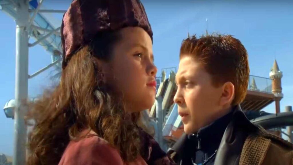 Spy Kids 3 Game Over Daryl Sabara as Juni Cortez and Alex PenaVega as Carmen Cortez. Movies and TV series Coming To Netflix in October 2023.